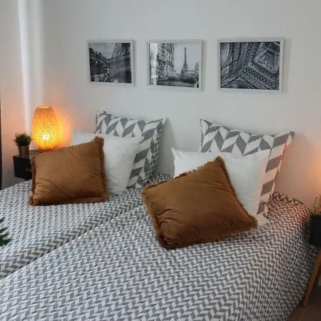 Lea De Paris Aparthotel